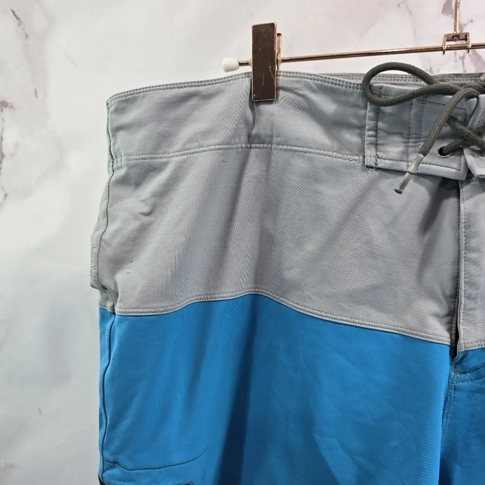 NRS Shorts Mens 40 Blue Gray Hybrid 11 Inch Nylon Guide Water Resistant Swim